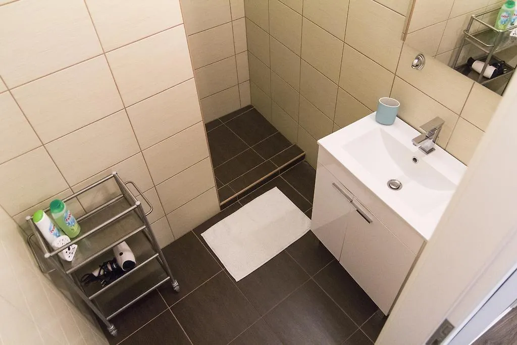 Bright 2Br&Ac Apt At Astoria Boedapest Hongarije