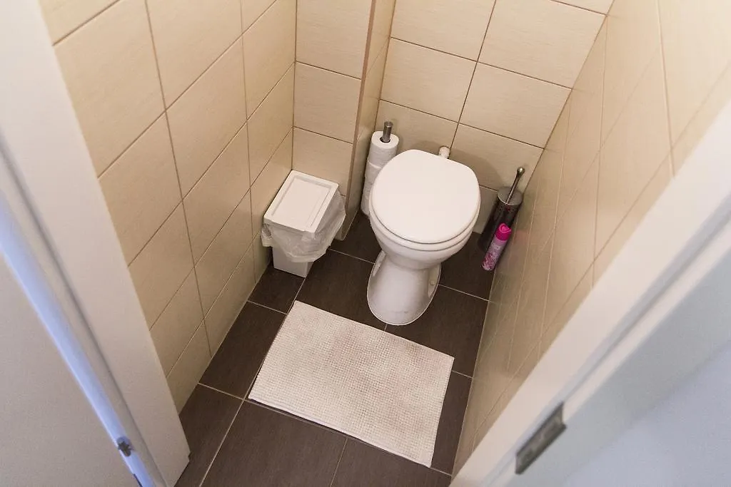 Bright 2Br&Ac Apt At Astoria Boedapest Appartement